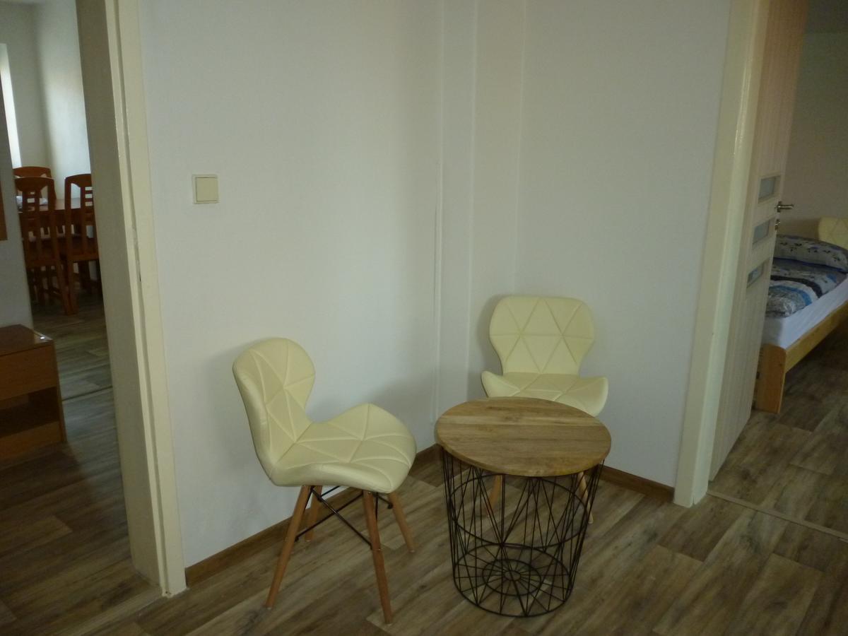 Apartman Relax-Chatka A Apartman Mikulov Exterior photo